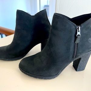 Timberland Black Nubuck booties
